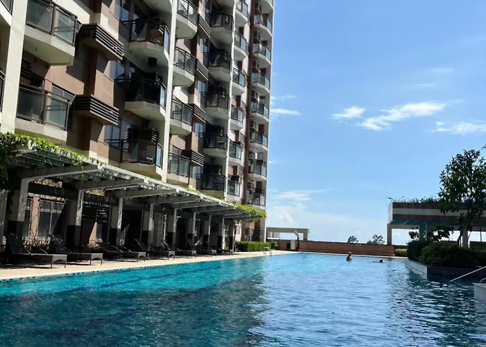 Radiance Bay Bayview Comfort With Pool & Pet-friendly Aparthotel