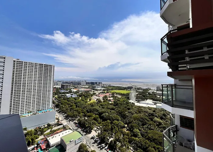 Radiance Bay Bayview Comfort With Pool & Pet-friendly 4* Manila